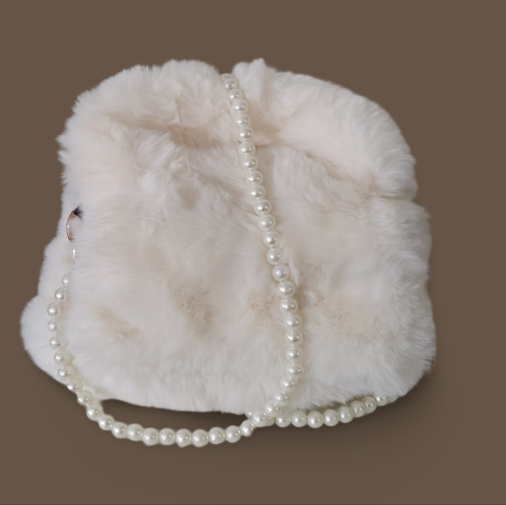 Chic Fur Crossbody Stylist Bag